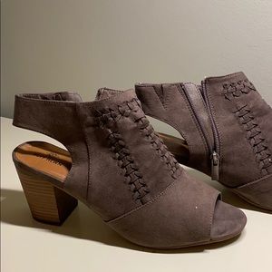 Brown sandals bootie style size 10